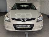 Hyundai i30 Comfort - Hyundai i30 aus 2009