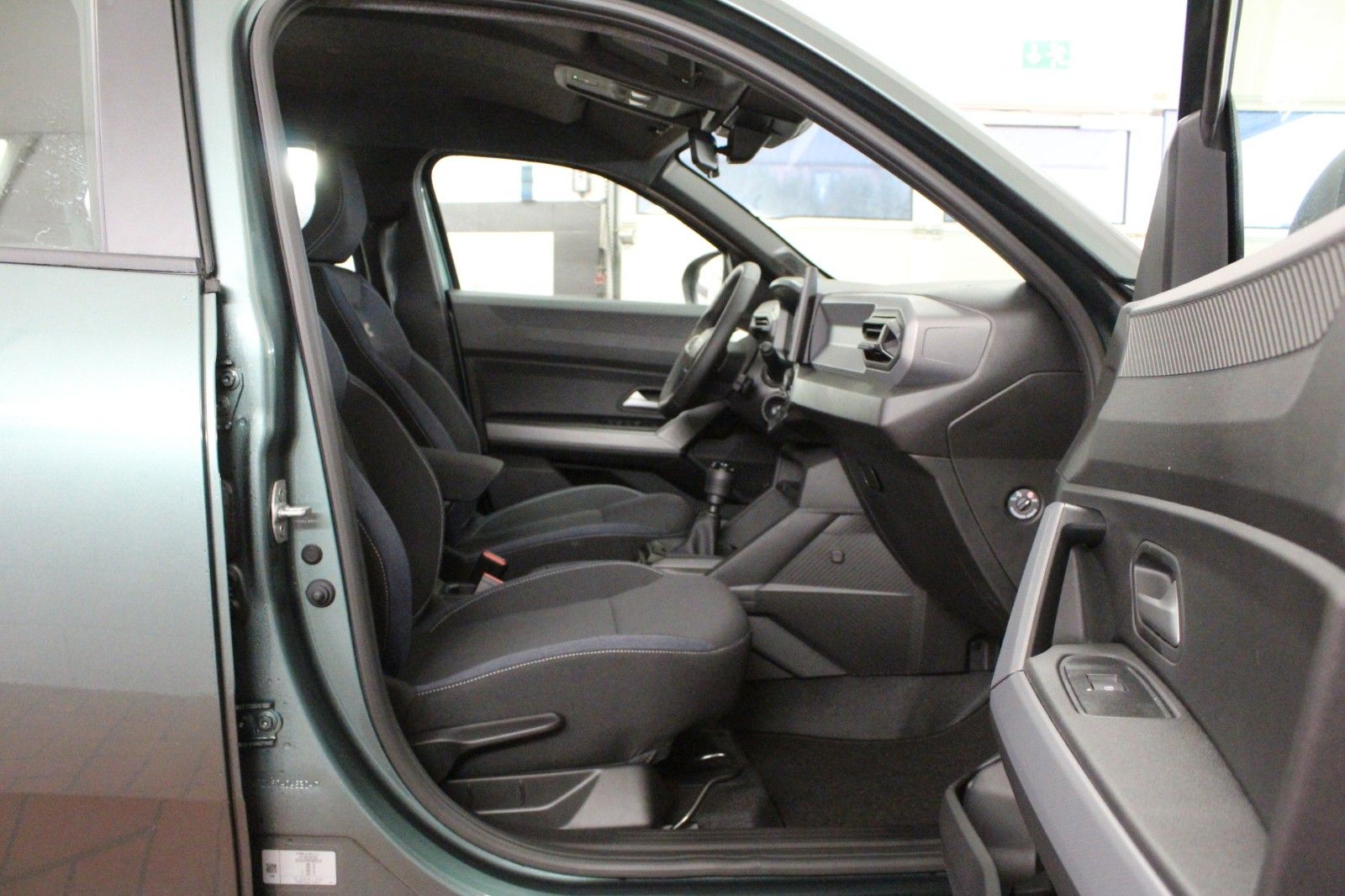 Fahrzeugabbildung Dacia Duster mild hybrid 140 Expression*Winterp.*MY 26