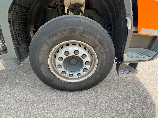 Fahrzeugabbildung DAF FAT XFC 530 Meiller Trigenius D316