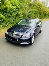 Mercedes-Benz Mercedes Benz 220 CDI W204 1Hand/Scheckhef... - Mercedes-Benz 220 aus 2011