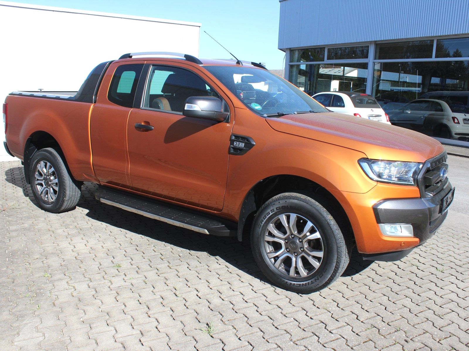 Fahrzeugabbildung Ford Ranger Wildtrak Extrakabine 4x4 3,2 TDCi