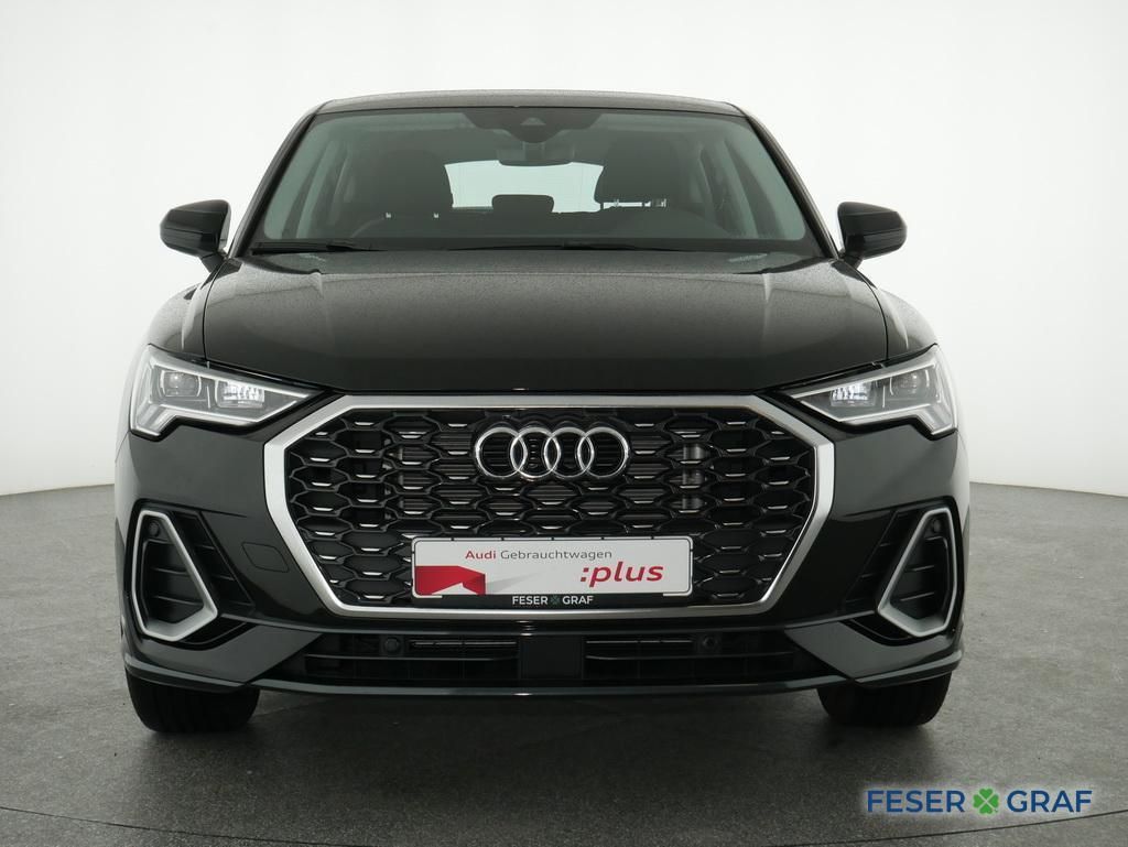 Audi Q3 - Bild 10