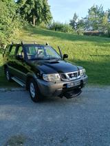 Nissan Terrano II Automatik 3.0 - Nissan Terrano mit Diesel-Antrieb