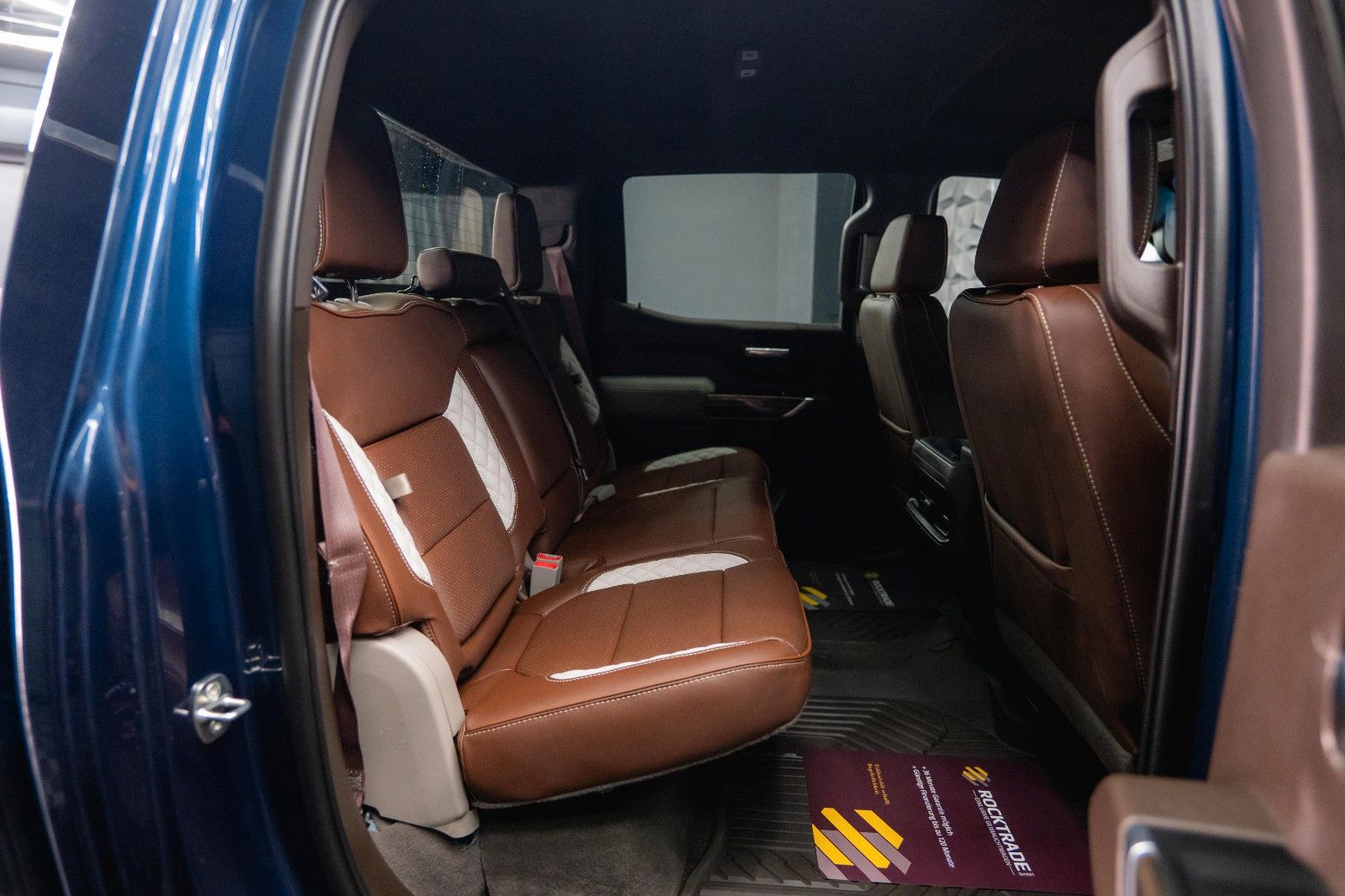 Fahrzeugabbildung Chevrolet Silverado 5.3L V8 4x4 RST Limited ZZ1 NightPaket