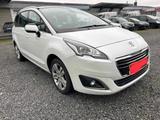 Peugeot 5008 Allure- 7/Sitzer / Automatik / 121KW - gebrauchte Peugeot 5008 aus dem Jahr 2016