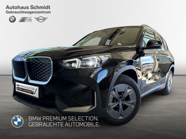 BMW iX1 eDrive20 *Navi*DAB*Adapt.LED*Komfortzg.*Driv