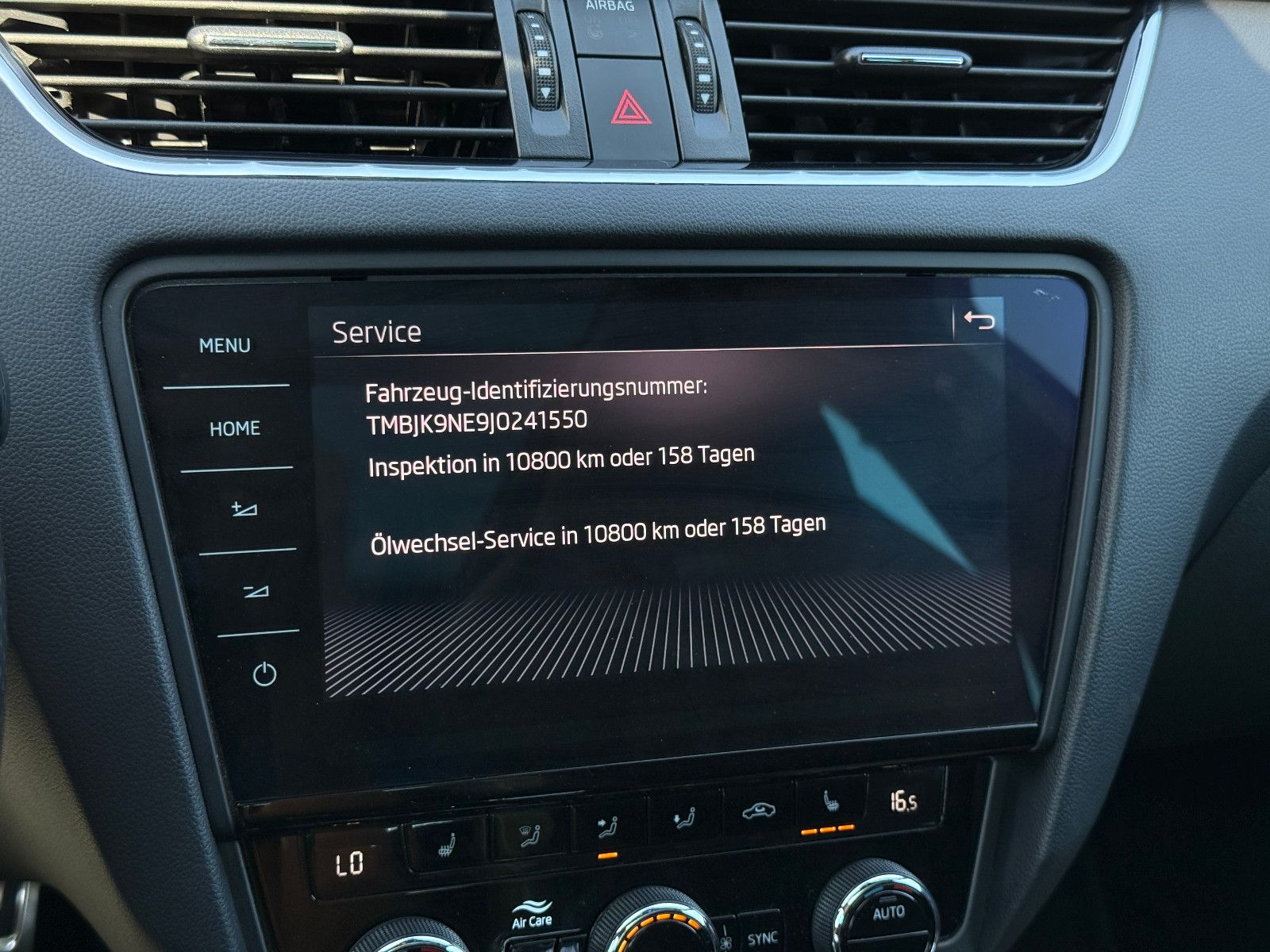 Skoda Octavia Combi RS DSG ACC LED Navi Pano Kam SHZ foto 21