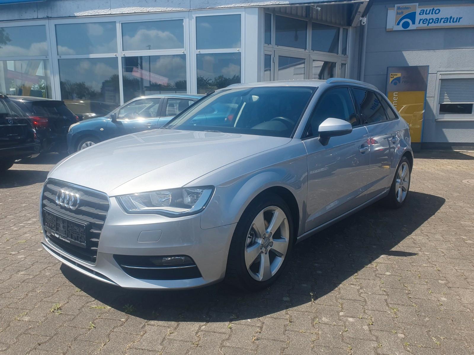 Audi A3 2.0 TDI S line DSG Navi  PDC SH  Alu 17 2Hd