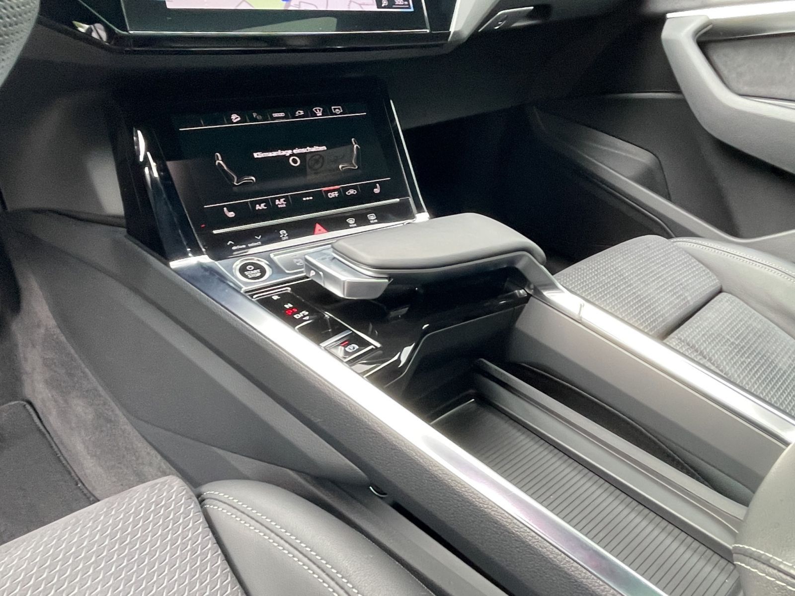 Audi Q8 e-tron - Bild 15