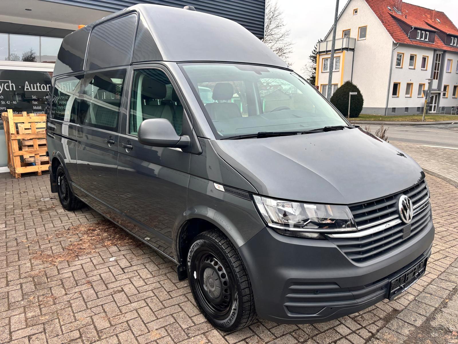 Volkswagen T6.1 Transporter Hochdach lang Rollstuhllift
