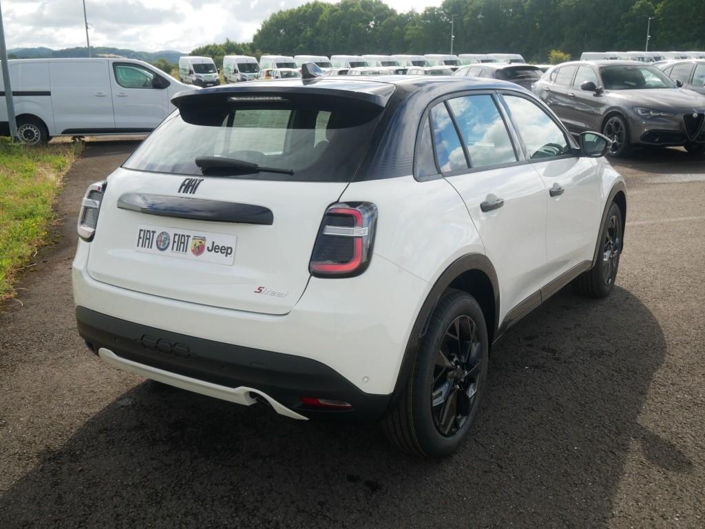 Fiat 600 STREET 1.2 TURBO 100 PS MT6 APPLE CARPLAY SH
