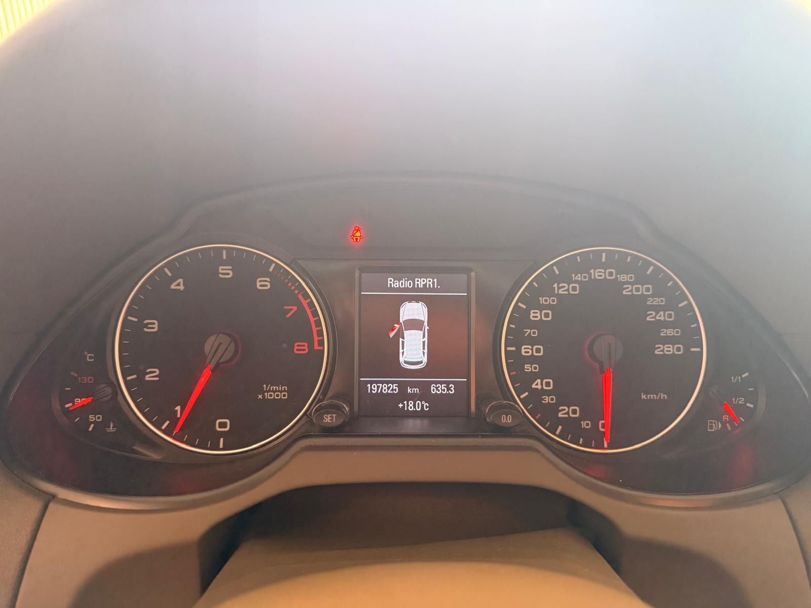 Fahrzeugabbildung Audi Q5 2.0 TFSI 132 kW quattro/AHK/8.FACH BEREIFT