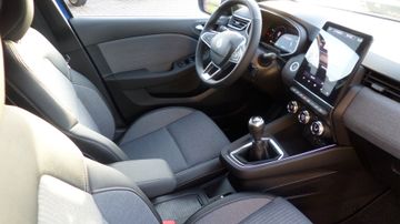 Renault Clio KISS TCe 90 PS mit Winterpaket Navi, Tempom