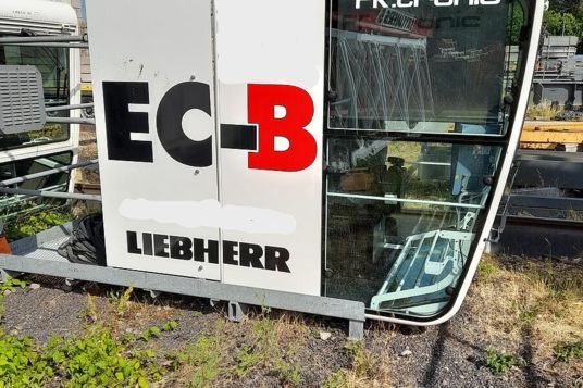 Liebherr 130 EC-B 8 FR.tronic