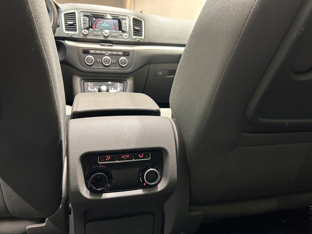 SEAT Alhambra 2.0 TDI Style *7 SITZER*PANO*AHK*NAVI*