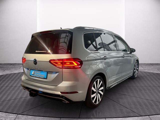 Fahrzeugabbildung Volkswagen Touran 1.5 TSI DSG HIGHLINE IQ.DRIVE LED R-LINE