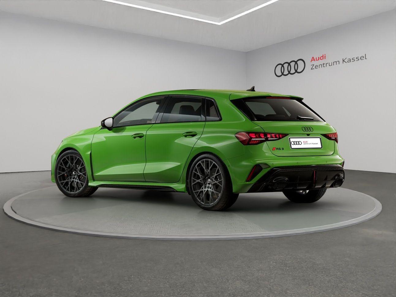 Audi RS 3 Sportback Matrix SONOS HuD Pano Kamera