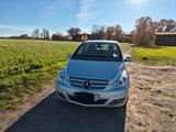 Mercedes-Benz B 200 - - gebrauchte Mercedes-Benz B 200 aus dem Jahr 2010