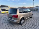 Volkswagen Touran Comfortline - Cars in Nürnberg: bis 10000 Euro
