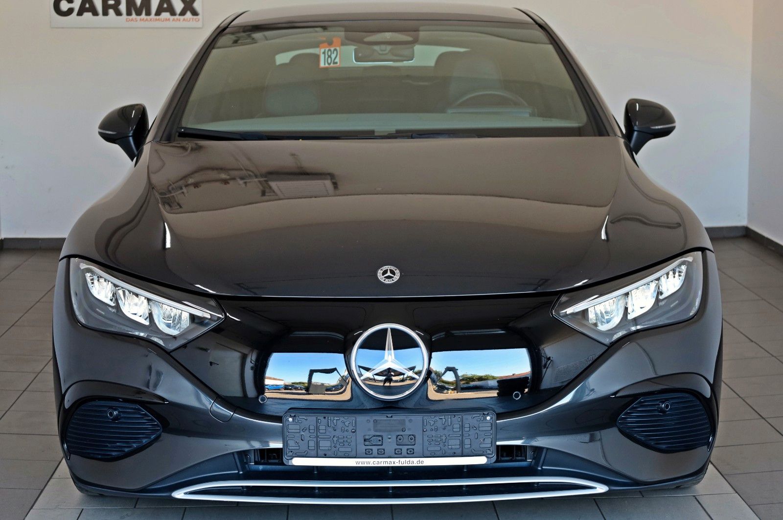 Fahrzeugabbildung Mercedes-Benz EQE 300,Leder,Navi,LED,SH,Kamera,Keyless,Carplay