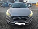 Hyundai Tucson blue Classic 2WD 1.7 d Vollausstattung - Hyundai Tucson Classic mit Diesel-Antrieb