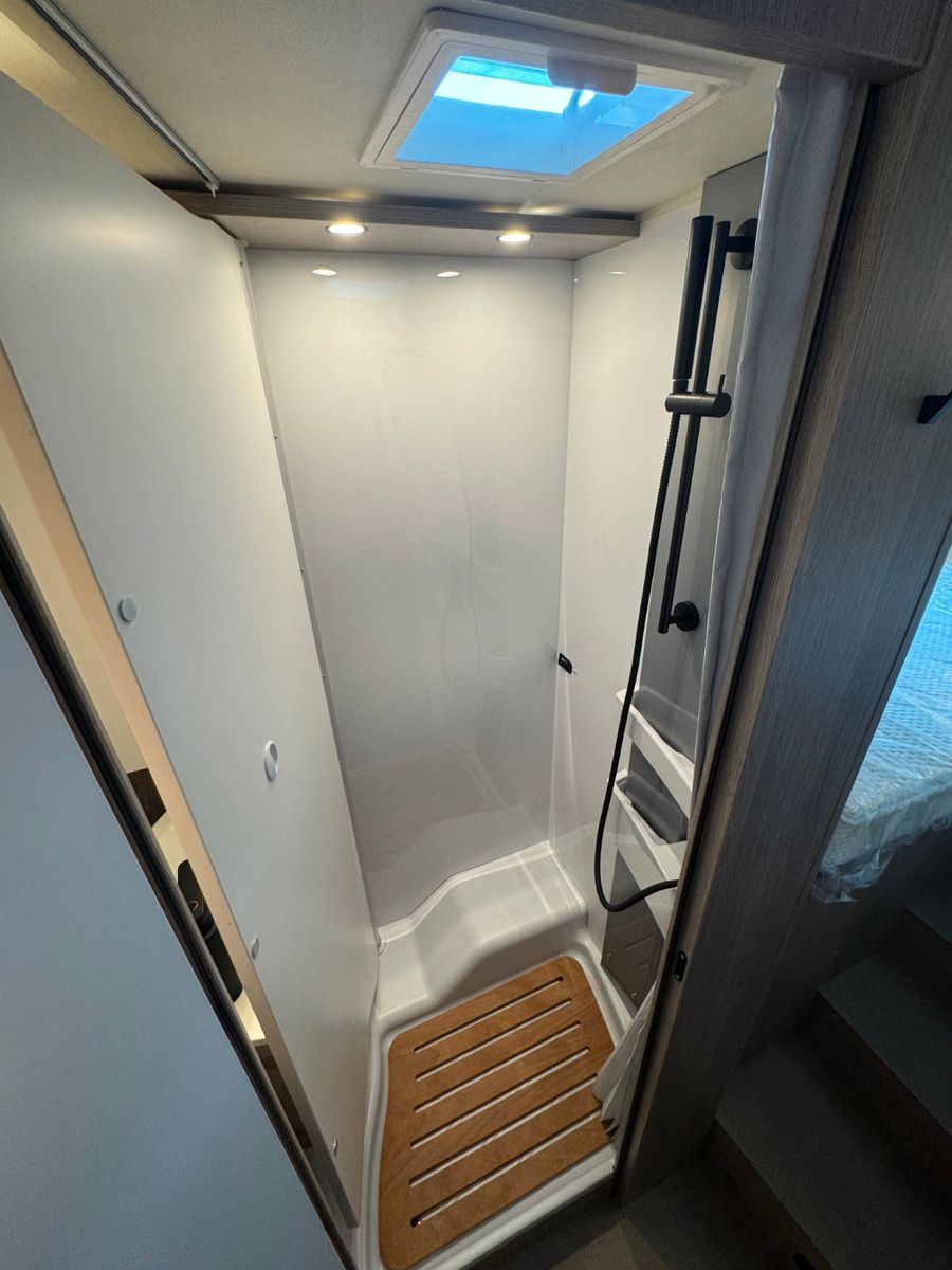 Fahrzeugabbildung Bürstner Lyseo Time Skyline 726 G SIE SPAREN  11.099€!