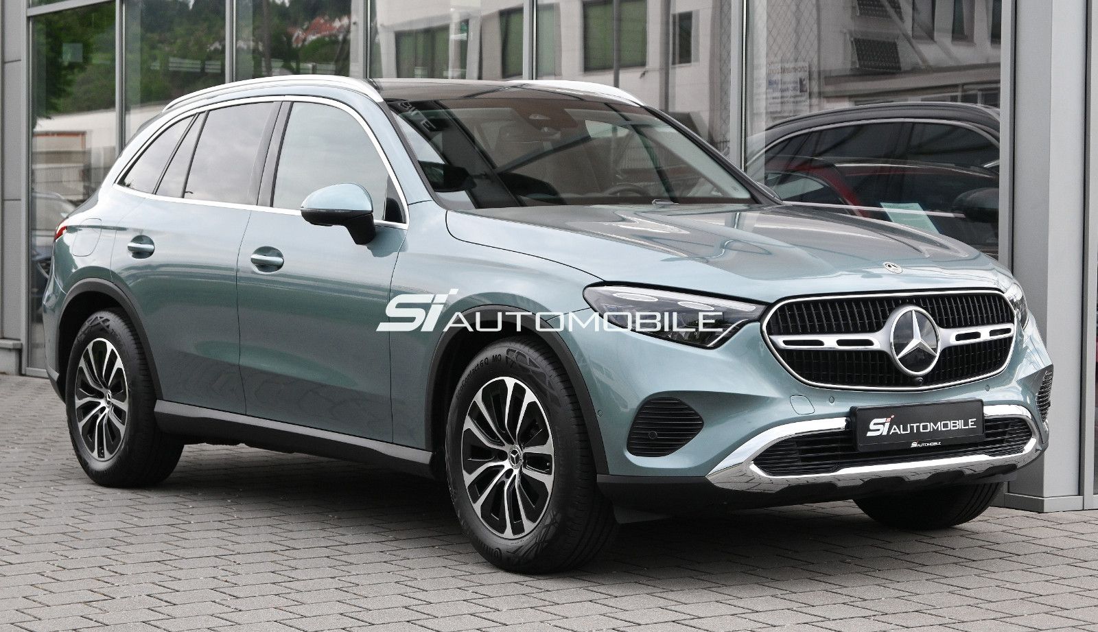 Fahrzeugabbildung Mercedes-Benz GLC 220 d 4MAT. °ACC°AHK°PANO°STANDHZ°DIGI LIGHT