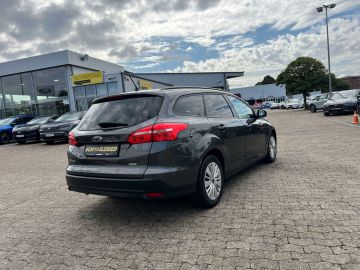 Bild 5 Ford Focus Turnier Business Navi Soundsystem Lenkrad