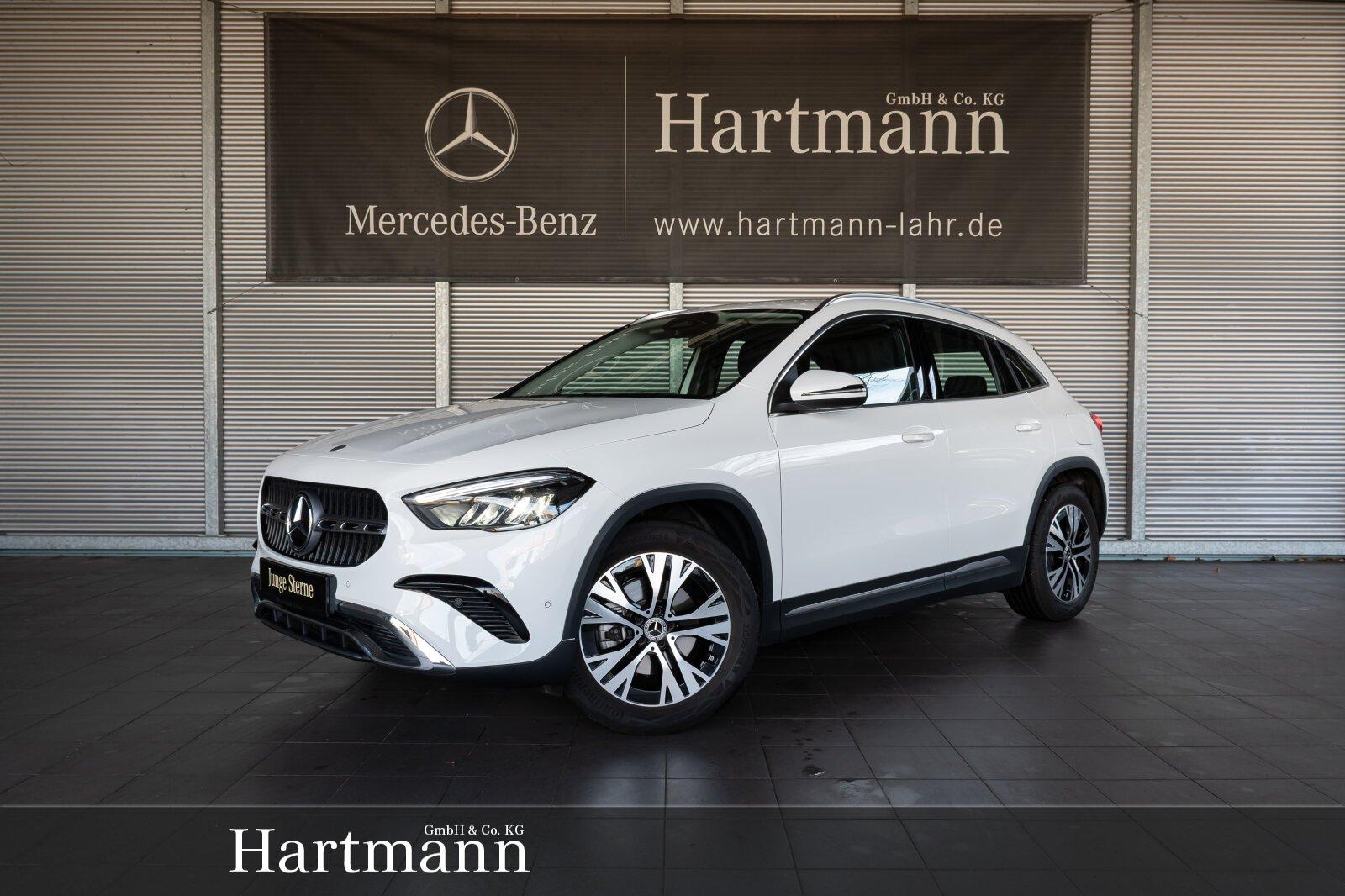 Mercedes-Benz GLA 180 Progressive Advanced AHK Digitaldisplay