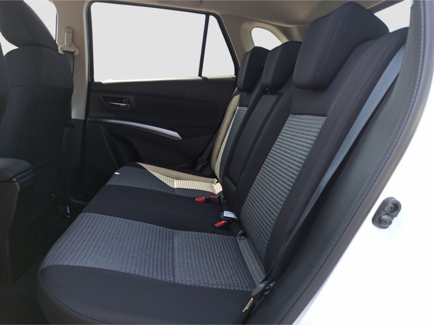 Suzuki (SX4) S-Cross - Bild 18