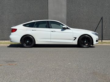 BMW 320 - 8