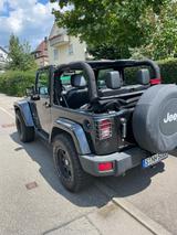 Jeep Wrangler Sahara 2.8 CRD Automatik - Jeep Wrangler: Schwarz