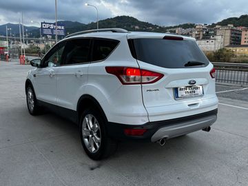 Ford Kuga - 8
