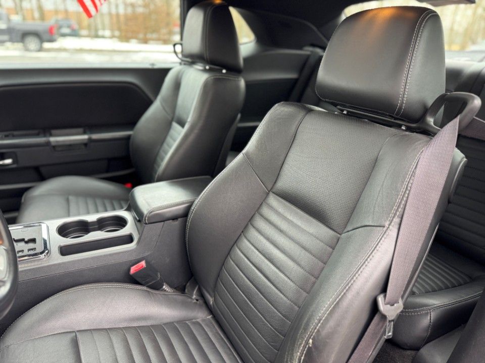 Fahrzeugabbildung Dodge Challenger 5.7 RT Leder Schiebedach