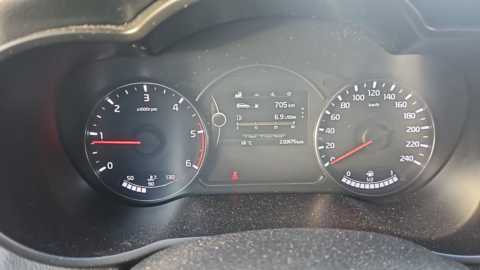 KIA Carens