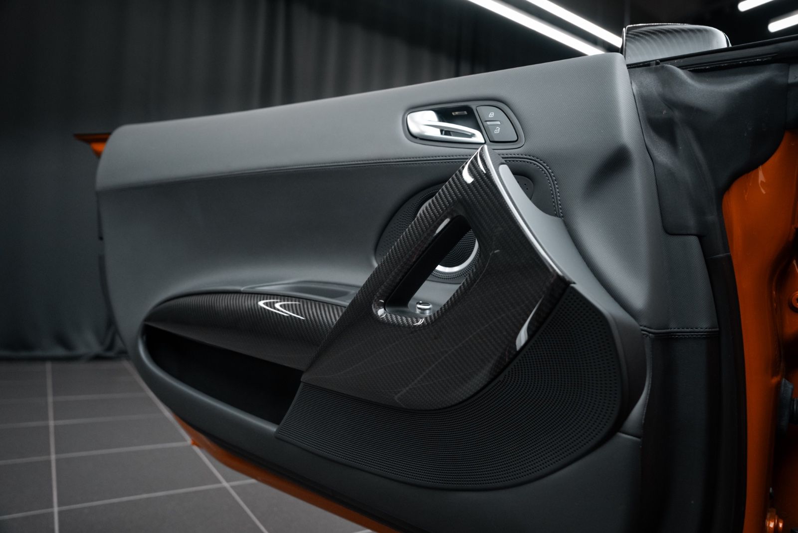 Fahrzeugabbildung Audi R8 Coupé HANDSCHALTUNG/B&O/CAM
