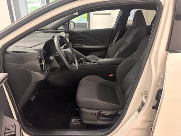 Toyota C-HR - 11
