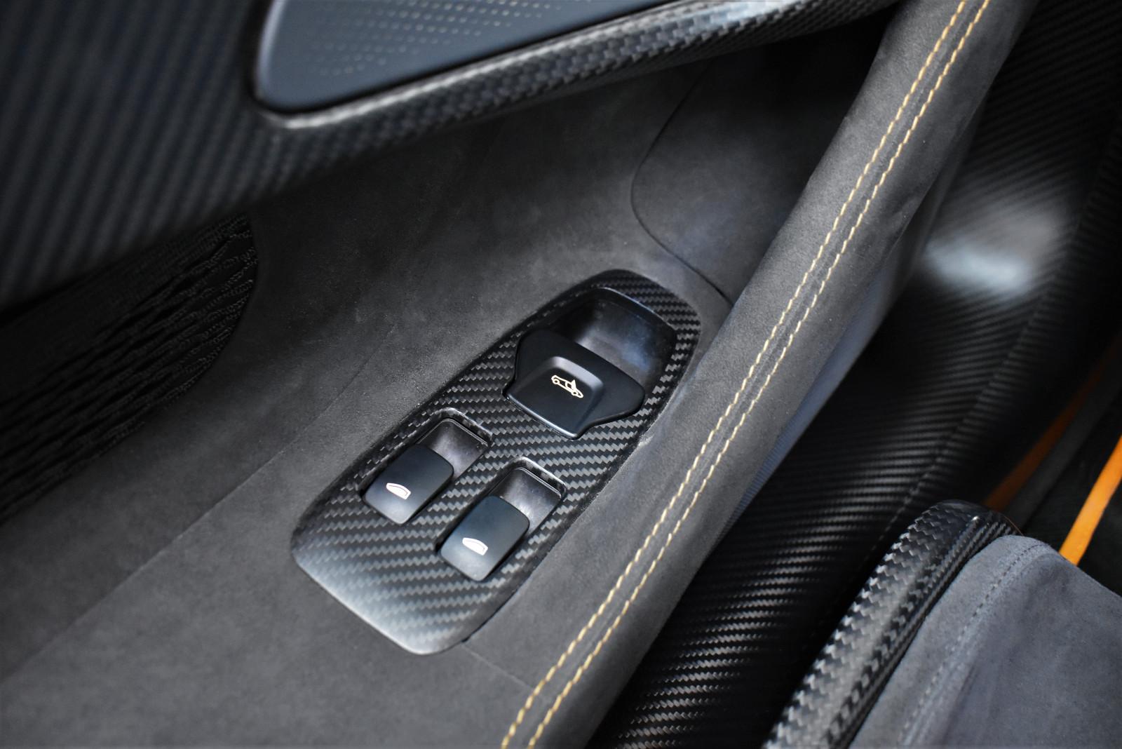 McLaren 600LT Spider+Senna-Sitze+Carbon+Keramik+B&W
