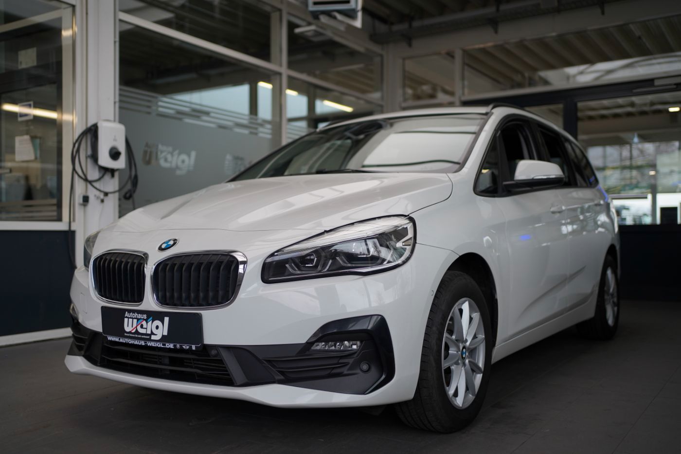 Fahrzeugabbildung BMW 216d Gran Tourer +Driving Assist+Parkassist+AHK+