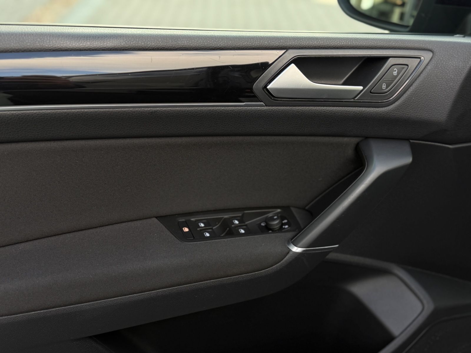 Touran Comfortline 2.0 TDI Alcantara Navi Pano.