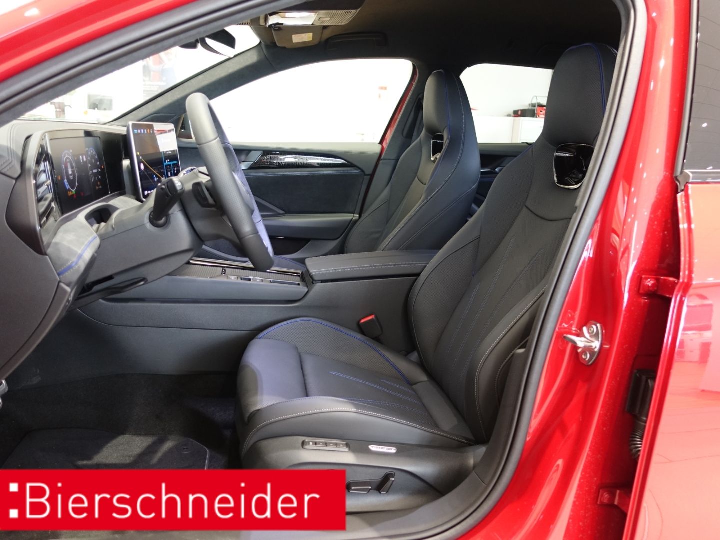 Volkswagen Passat Variant 2.0 TSI DSG 4Mot. R-Line ALU 19 L foto 5