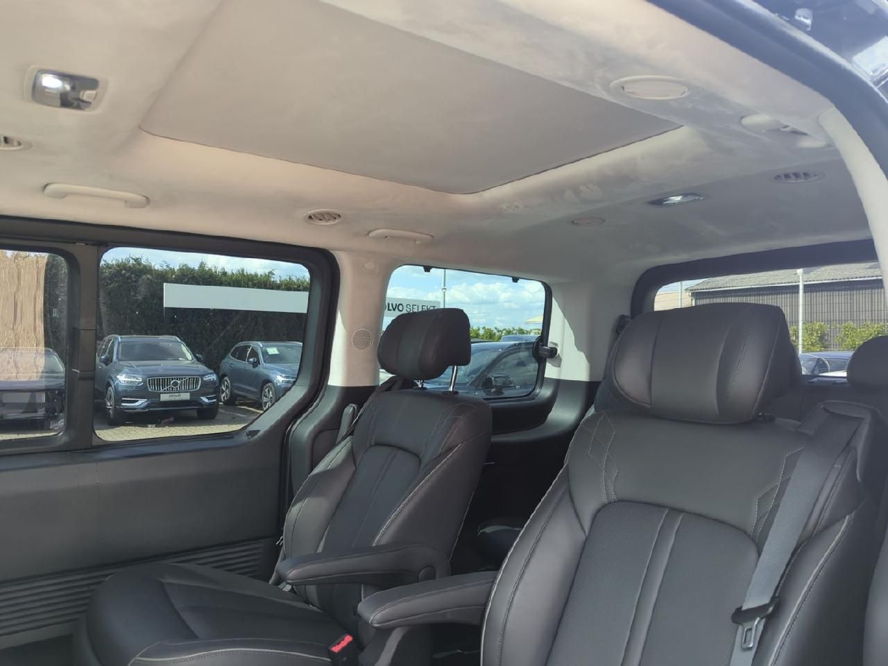 Fahrzeugabbildung Hyundai Staria