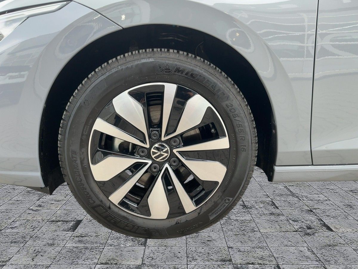 Volkswagen Golf - Bild 8