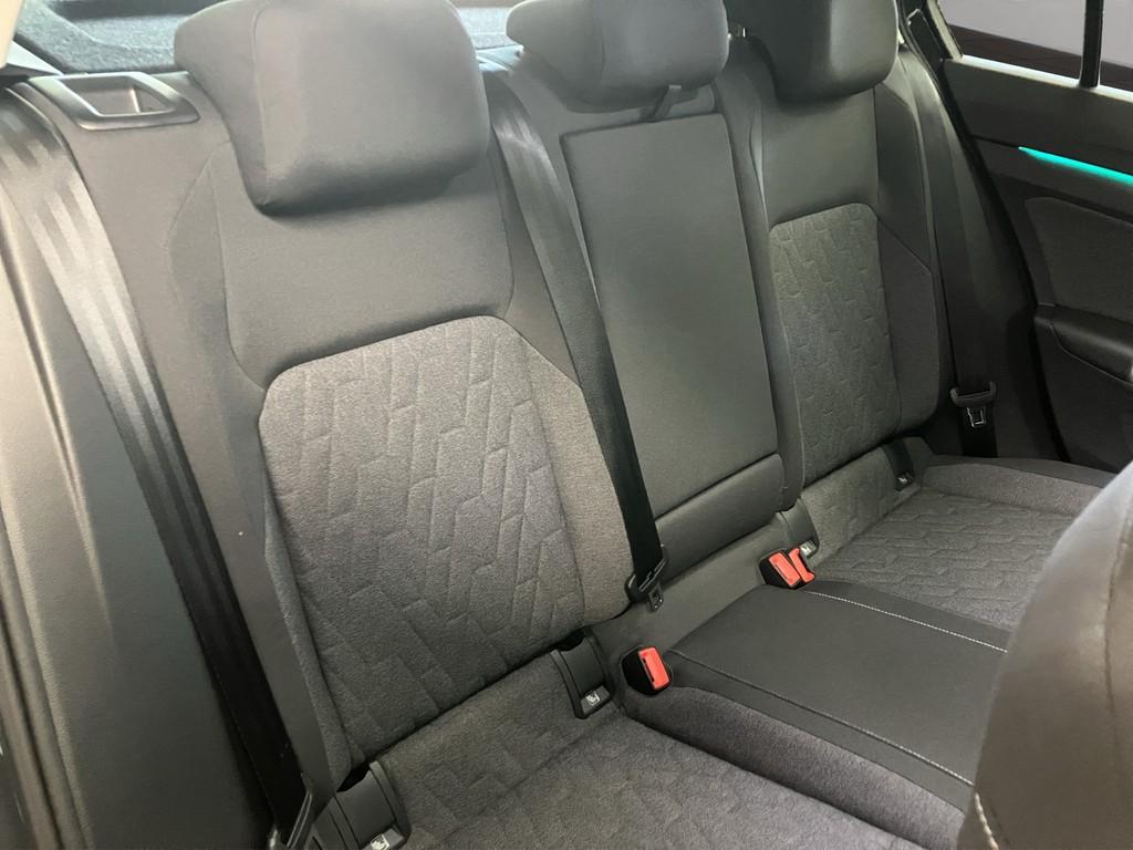 Volkswagen Golf 8 MOVE 1.0 eTSI DSG, миниатюра 18
