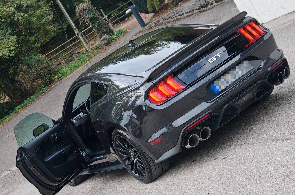 Image of Ford Mustang