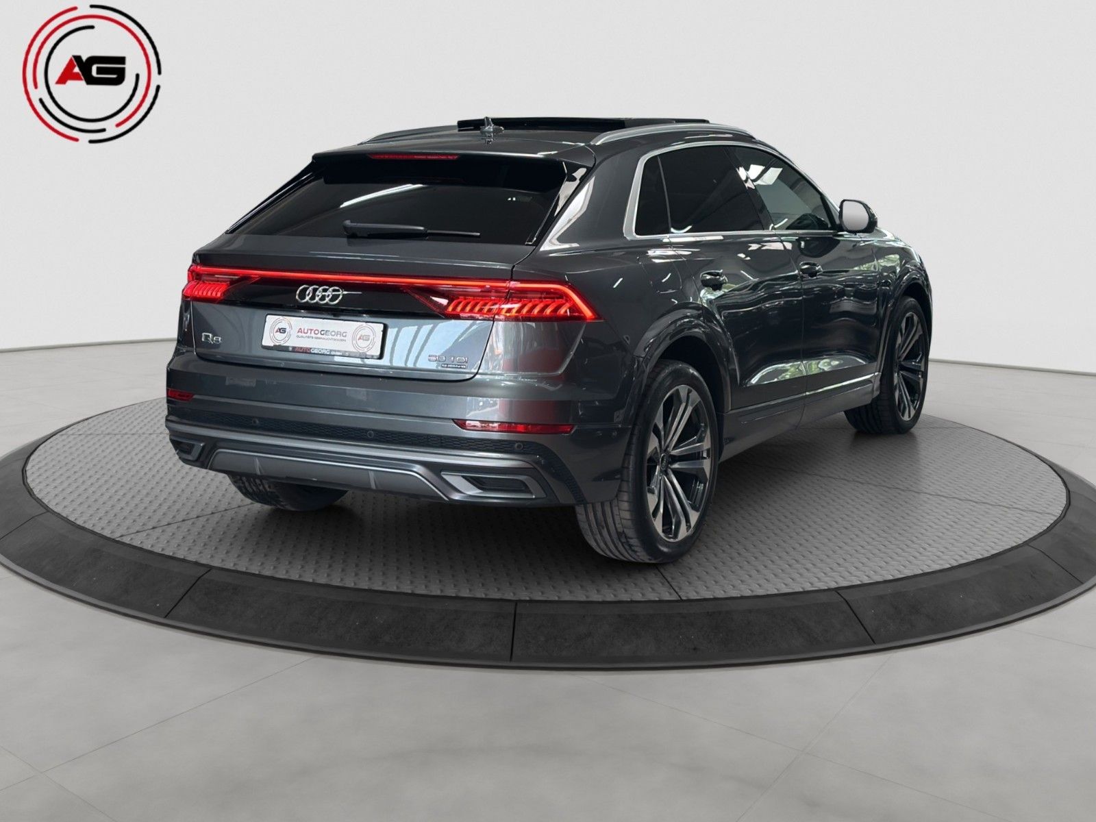 Audi Q8 50TDI S-LINE ACC PANO B&O 360°LUFA AHK STANDH foto 5