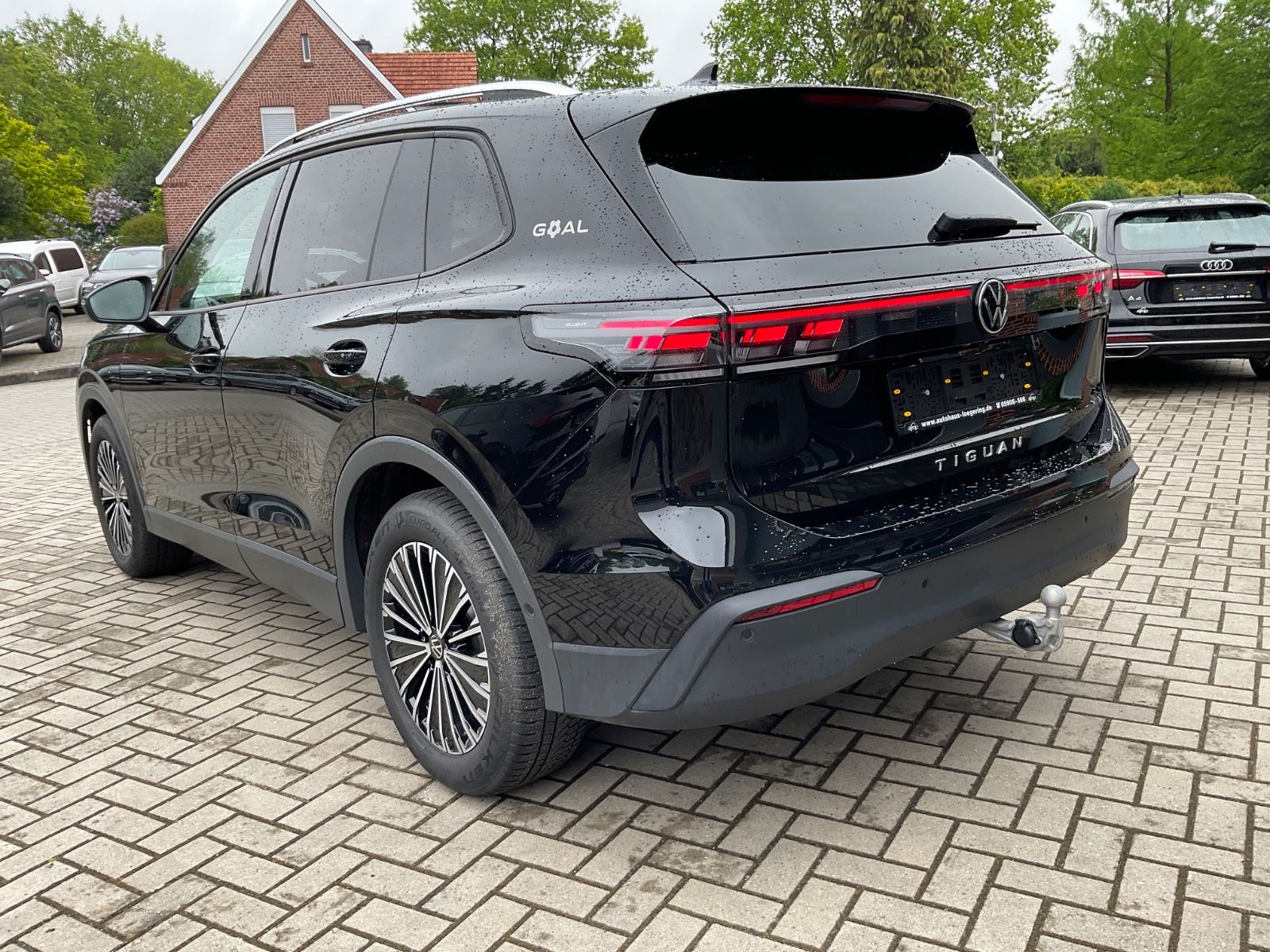 Fahrzeugabbildung Volkswagen Tiguan 2.0 TDI SCR DSG GOAL,AHK,IQLight,Navi,ACC