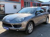 Porsche Cayenne S Automatik Navi Leder Panorama - Porsche Gebrauchtwagen in Saarbrücken