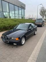 BMW e36 328i Limousine - BMW 328 aus 1997