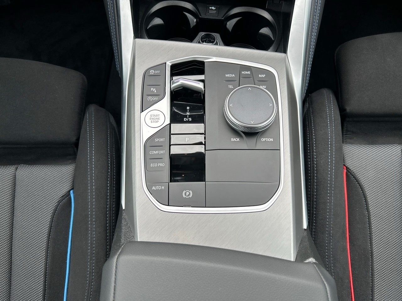 BMW 220 - Bild 17